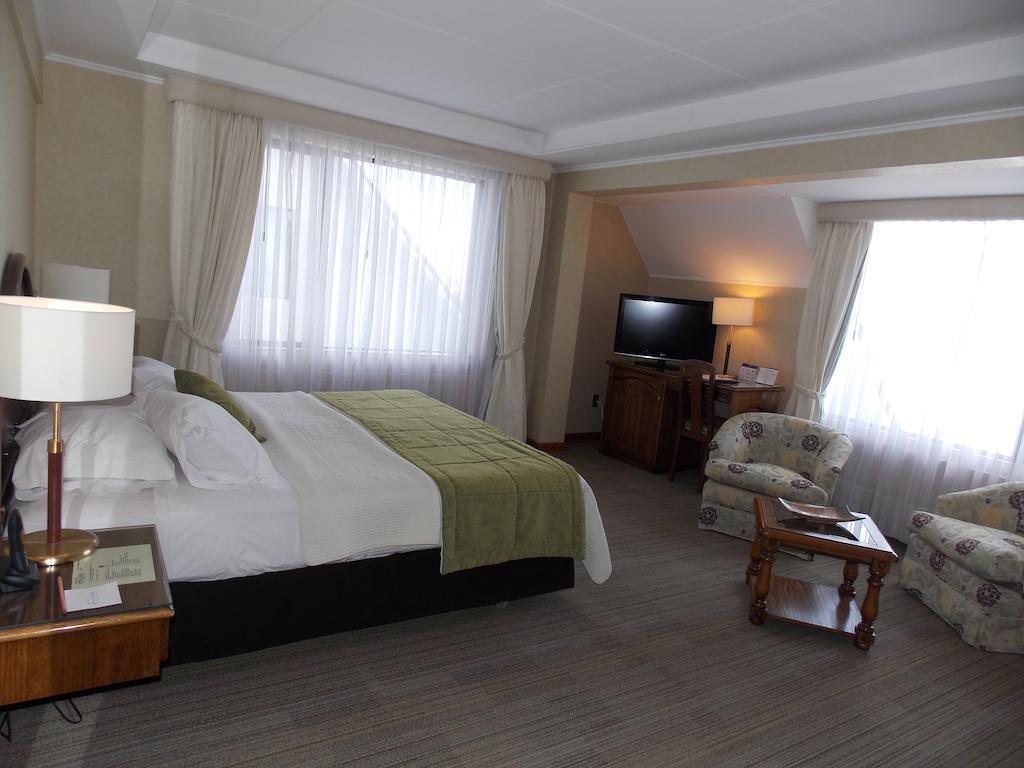 Hotel Finis Terrae プンタアレナス エクステリア 写真